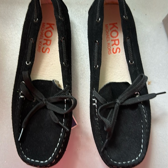 Michael kors flats for kids - Picture 1 of 3